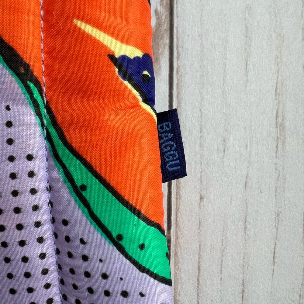 [SOLD at $175] BAGGU Colorful Quilted Bag - Picture 3 of 4